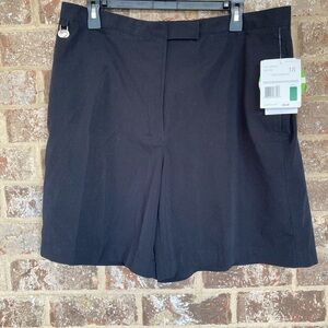 NWT Liz Golf size 18 wrinkle free shorts cool max uv protection ball marker
